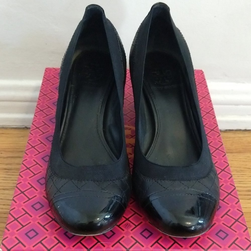 Tory Burch "Carrie" 55MM Pump - Black Mestico/Soft Patent Calf - Size 8